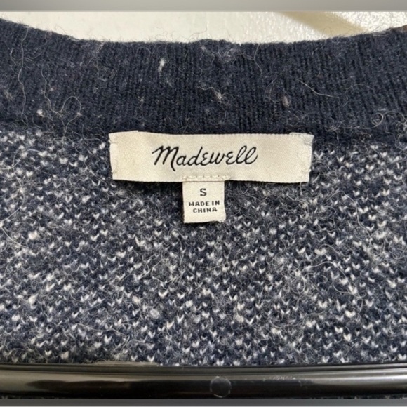 MADEWELL Bird's Eye Maysfield Cardigan wool blend
Sweater size small - Picture 5 of 5